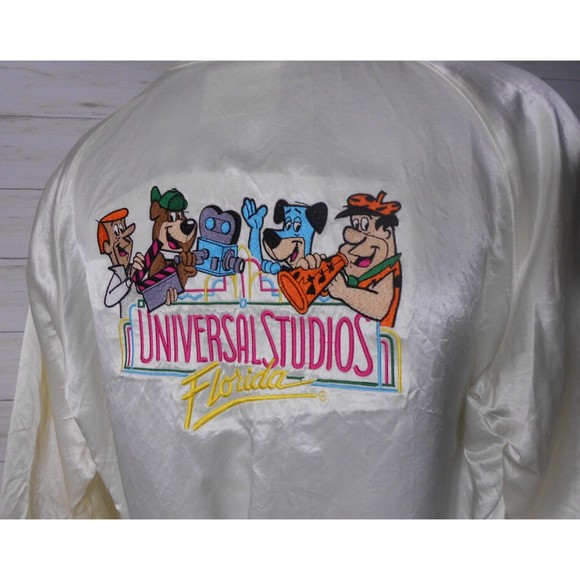 Vtg. Universal Studios Men XL White Hanna Barbera SATIN Jacket Fred Flinestone